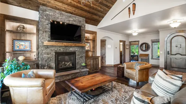 14113 N Copper Canyon Ln, Spokane, WA 99208