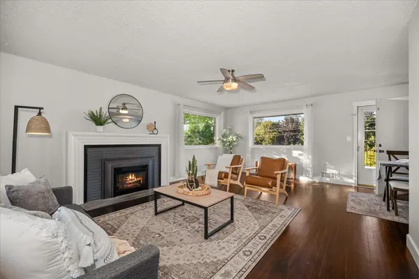 718 W Westmont WAY, Spokane, WA 99208