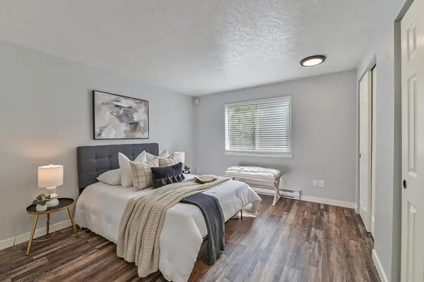 912 W Lincoln Pl #201, Spokane, WA 99204