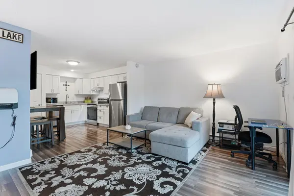 305 S Liberty Lake Rd #1, Liberty Lake, WA 99019