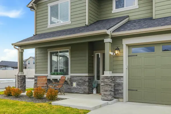 1724 S DONWOOD St, Greenacres, WA 99016