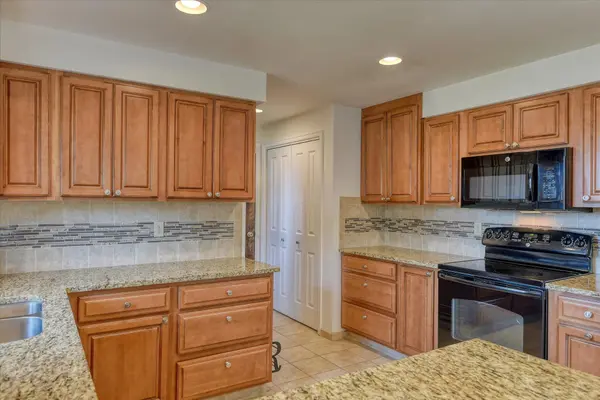 4228 S Driftwood Dr, Spokane, WA 99206
