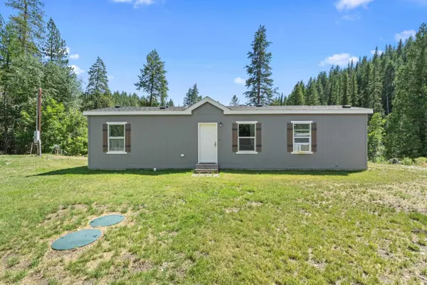 4440 Northport Waneta Rd, Northport, WA 99114