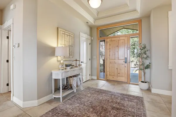 17118 N Logan Ln, Spokane, WA 99208