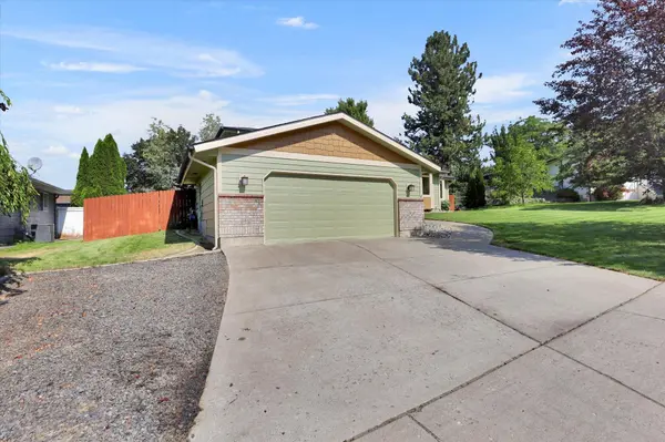 5204 W Bedford Ave, Spokane, WA 99208