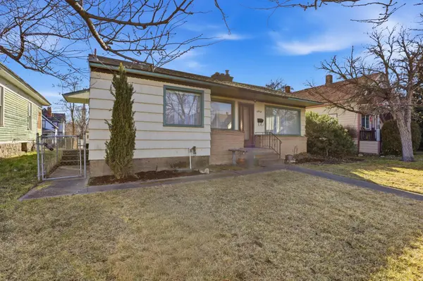 1012 E Augusta Ave, Spokane, WA 99207