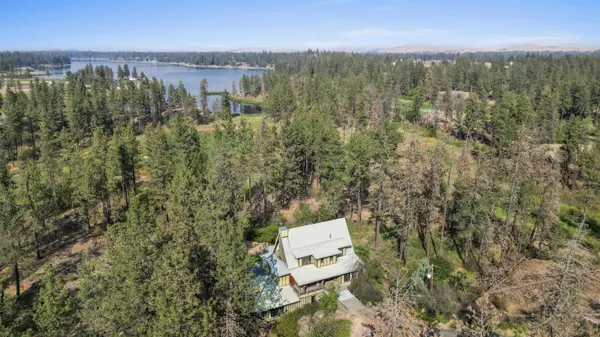 21110 W Blue Heron Rd, Cheney, WA 99004
