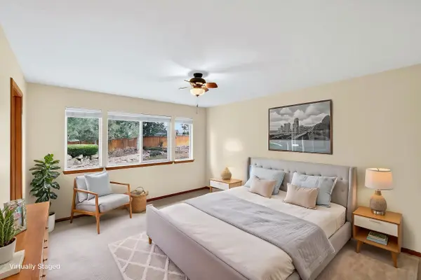 17419 N Edgecrest Rd, Colbert, WA 99005