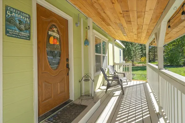 4062 Pine Meadows Dr, Loon Lake, WA 99148