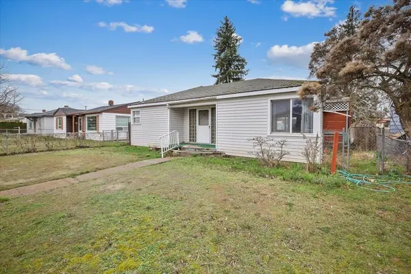 42 E EVERETT Ave, Spokane, WA 99207