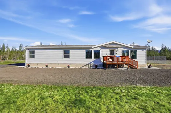 7684 Adams Drive Way, Ford, WA 99013