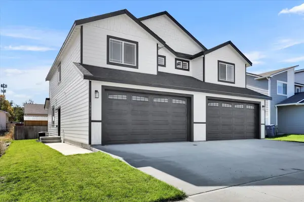 13813 W Redding Dr #13811 W Redding Dr, Airway Heights, WA 99001