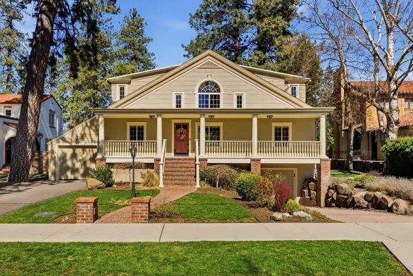 1215 E Overbluff Rd, Spokane, WA 99203