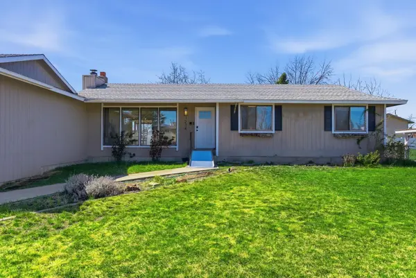 1214 S Saint Charles Rd, Spokane Valley, WA 99037
