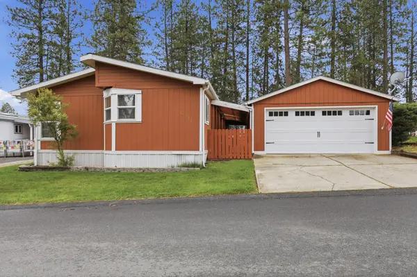 14820 N Chesapeake Ln,  Mead,  WA 99021