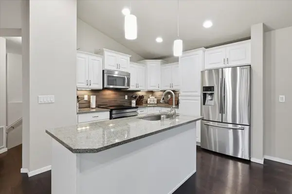 6831 S Blackwing Ct, Spokane, WA 99224