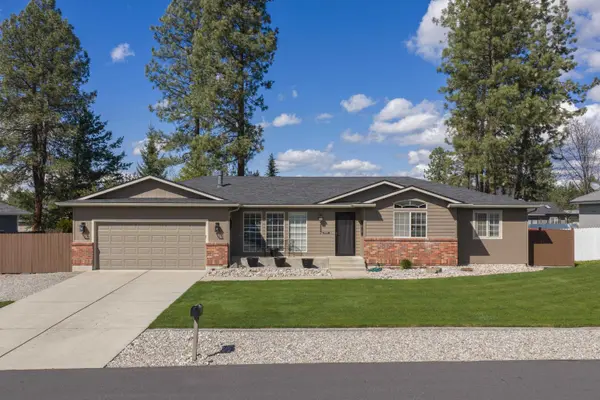 3807 E Tanager Ln, Mead, WA 99021-8319