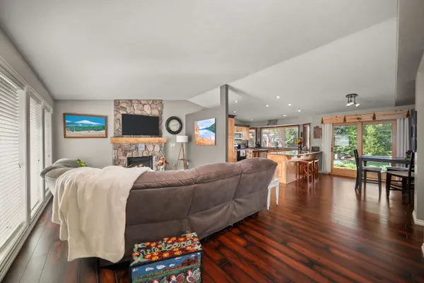 3807 E Tanager Ln, Mead, WA 99021-8319