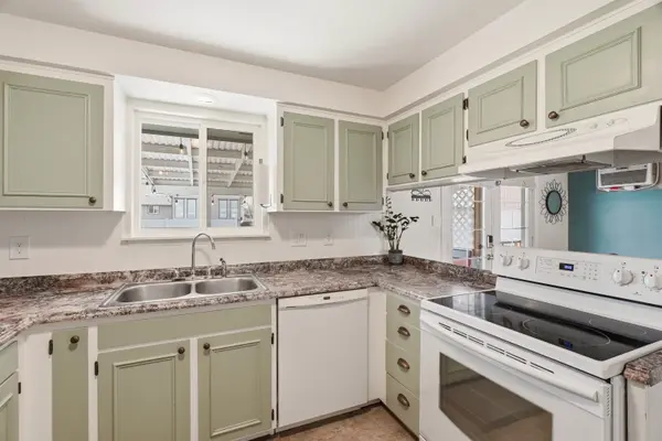 4028 E JACKSON AVE Rd, Spokane, WA 99217