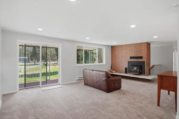 8118 S Spotted Rd, Cheney, WA 99004
