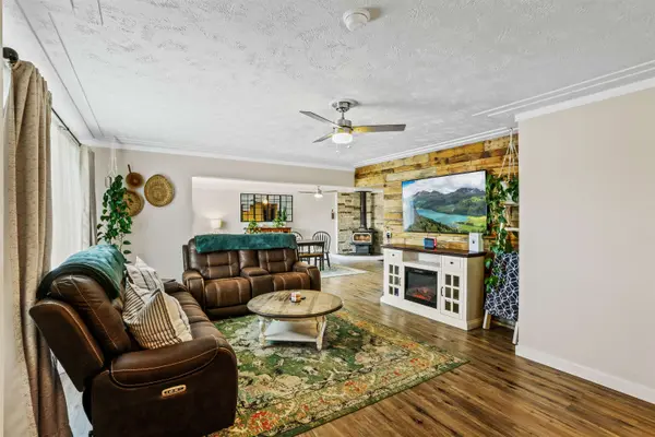 1805 E Central Ave, Spokane, WA 99208