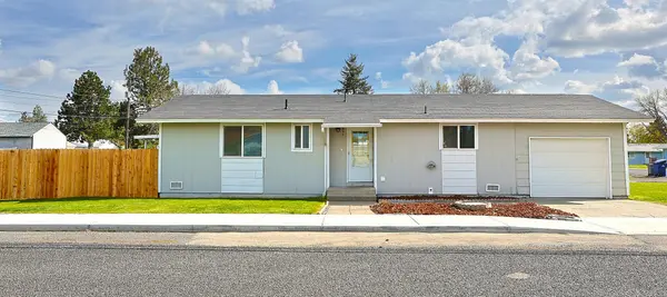 506 N Grace St, Medical Lake, WA 99022