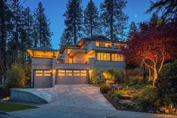 1807 S Rockwood Blvd, Spokane, WA 99203