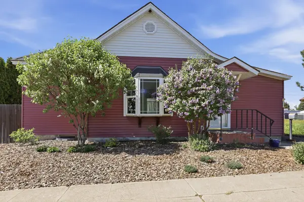 206 W 7th Ave,  Ritzville,  WA 99169