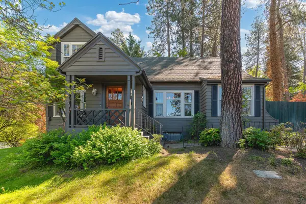 1907 S Cedar St, Spokane, WA 99203
