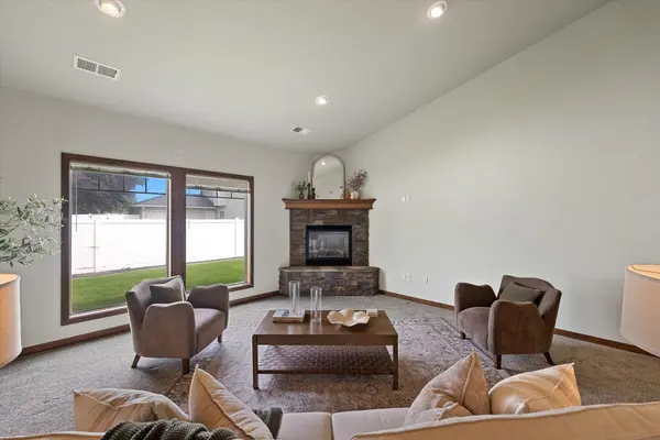 7604 N E St, Spokane, WA 99208