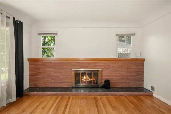 344 W NEBRASKA Ave, Spokane, WA 99205