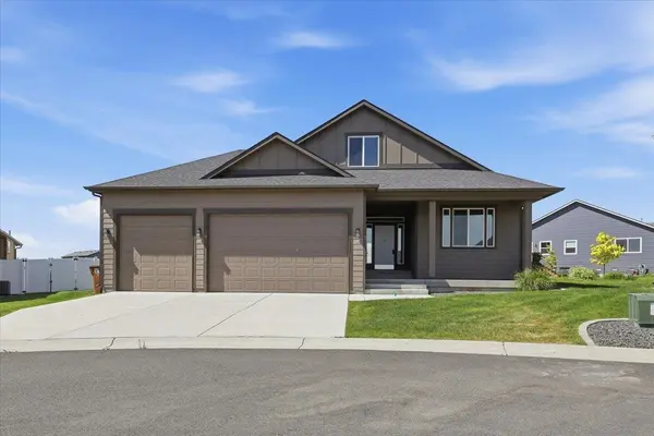 1613 W Lavender Ct, Spokane, WA 99208