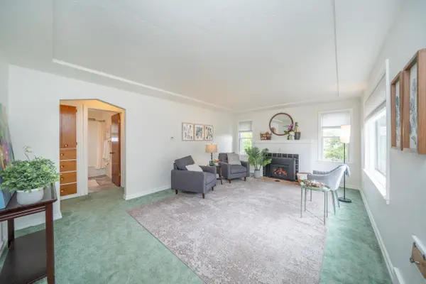 211 E Hoffman Ave, Spokane, WA 99207