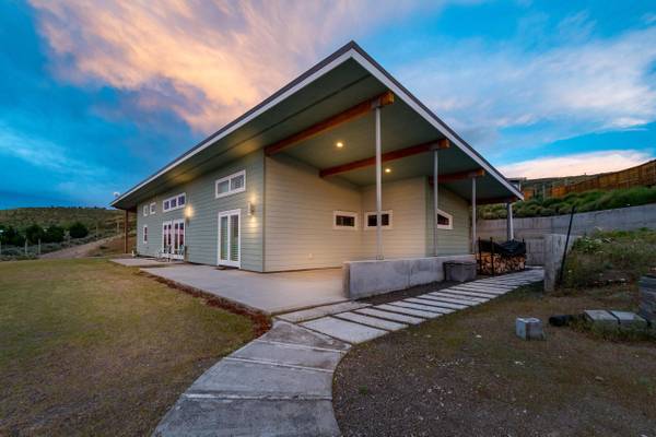 4205 Plum Pt E, Grand Coulee, WA 99133