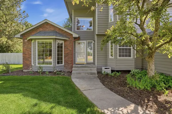 15604 N SYCAMORE St, Mead, WA 99021