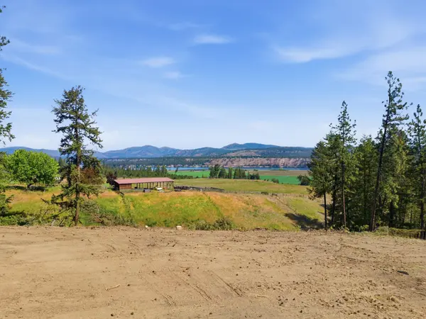 XX W Charles Rd, Nine Mile Falls, WA 99026