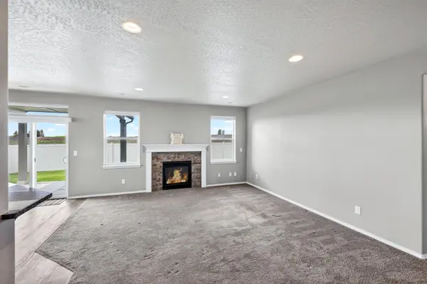 3290 Harvest Bluff Dr, Cheney, WA 99004