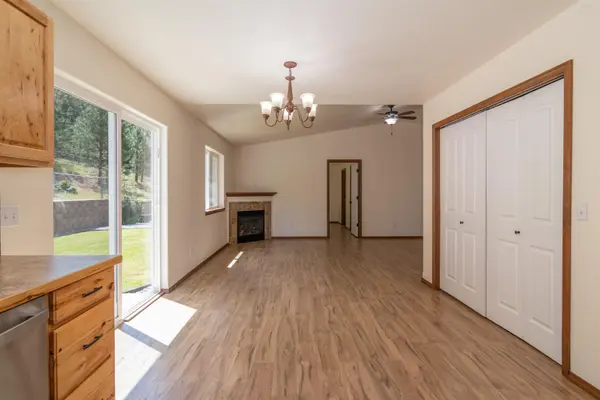 5914 N Vantage Ln, Spokane, WA 99217