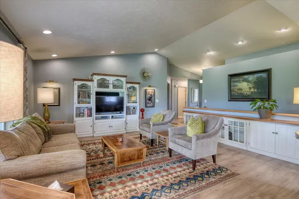 311 S Calvin Ln, Spokane Valley, WA 99216