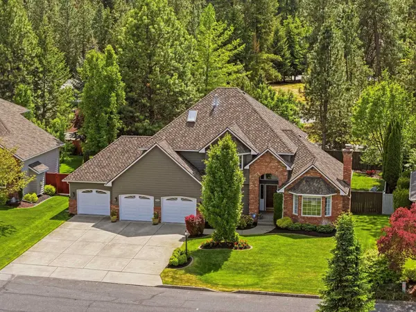 325 W Charlton Ave,  Spokane,  WA 99208