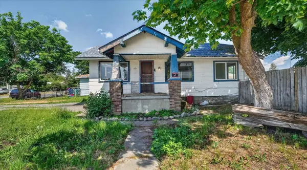 5016 N Lidgerwood St, Spokane, WA 99207