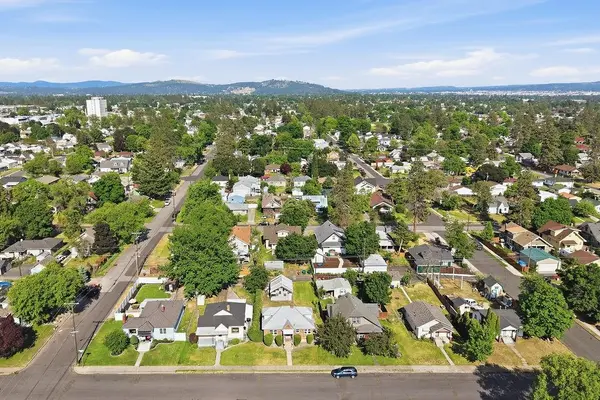 4118 N Howard St, Spokane, WA 99205