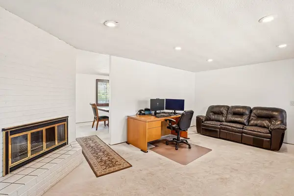 5732 N Drumheller St, Spokane, WA 99205