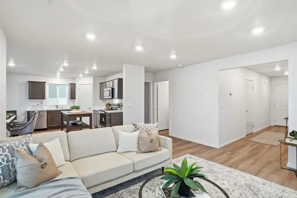 1556 E A St, Deer Park, WA 99006