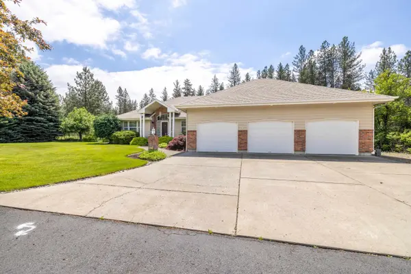 9509 W TORMEY Rd, Nine Mile Falls, WA 99026
