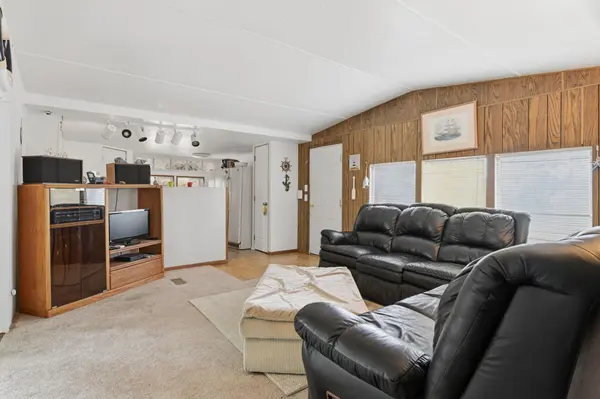 31884 E Phillips Ln, Davenport, WA 99122
