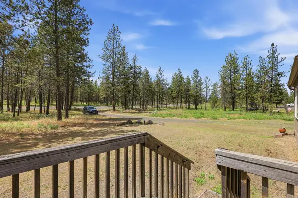 18507 S Nevada St, Spangle, WA 99031