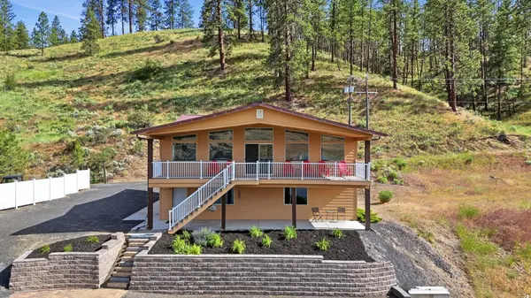 45368 Hanson Harbor N Rd, Wilbur, WA 99185