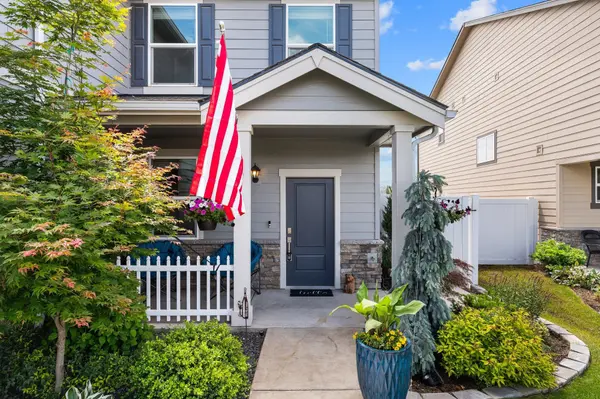 10019 W White Ln, Cheney, WA 99004