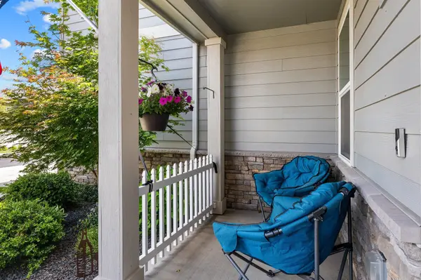 10019 W White Ln, Cheney, WA 99004